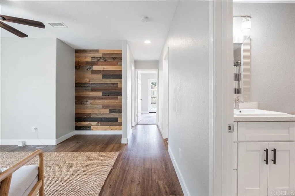 https://cdn.realtyfeed.com/cdn/127/306442629/7fb305e189c4d6cded1477c92a5a700d.webp