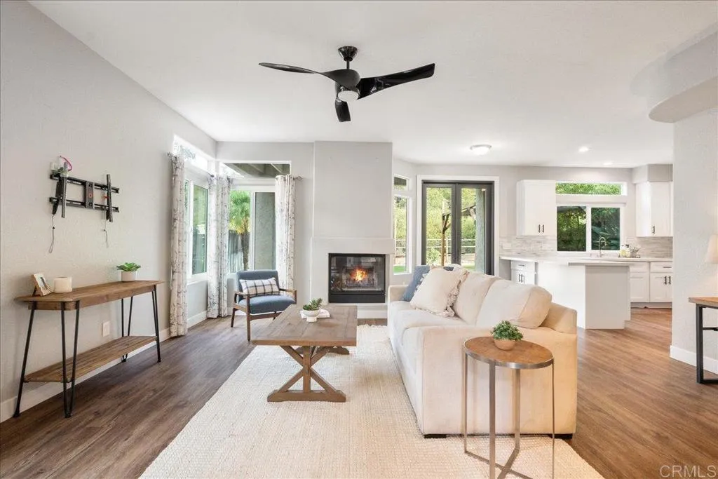 https://cdn.realtyfeed.com/cdn/127/306442629/9f3737ec8e73421cd393221447d0b713.webp