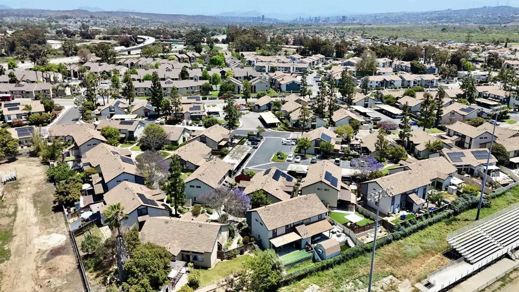 https://cdn.realtyfeed.com/cdn/127/306442782/8e0e6d859cf889233b7922de2872a369.webp