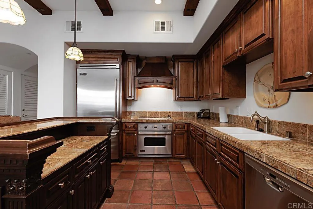 https://cdn.realtyfeed.com/cdn/127/306442786/00af5fde7a24d4512be0d4193f072f0c.webp