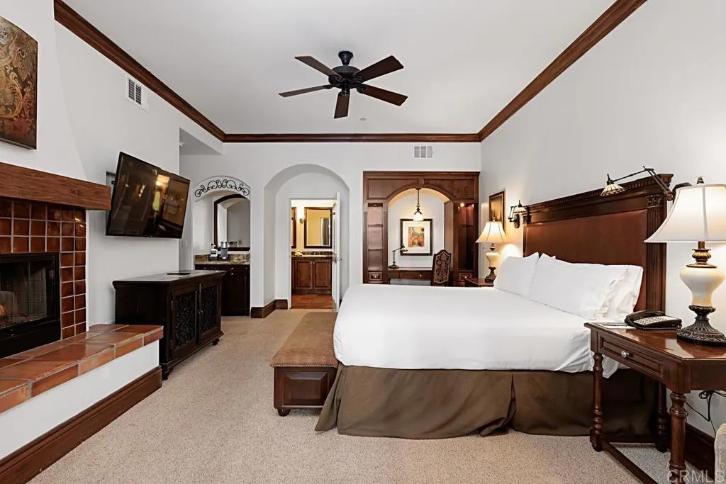 https://cdn.realtyfeed.com/cdn/127/306442786/bee61e5301280fc66ecd1803cb7466b1.webp