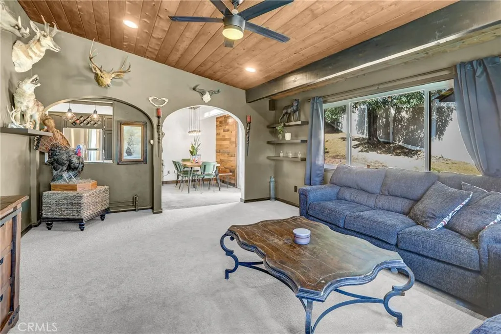 https://cdn.realtyfeed.com/cdn/127/306442796/42e28619bfa788b19bb741c90ab3f78e.webp