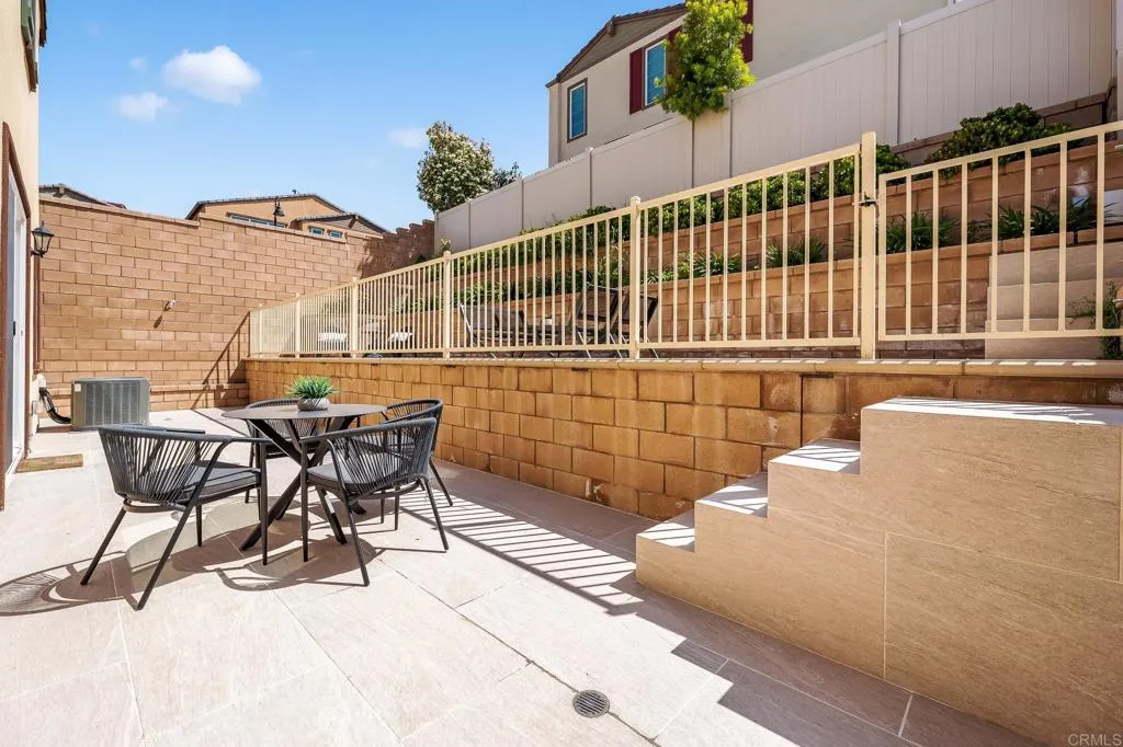 https://cdn.realtyfeed.com/cdn/127/306442857/ecc3a4405b268e020e8c55f52a94428c.webp