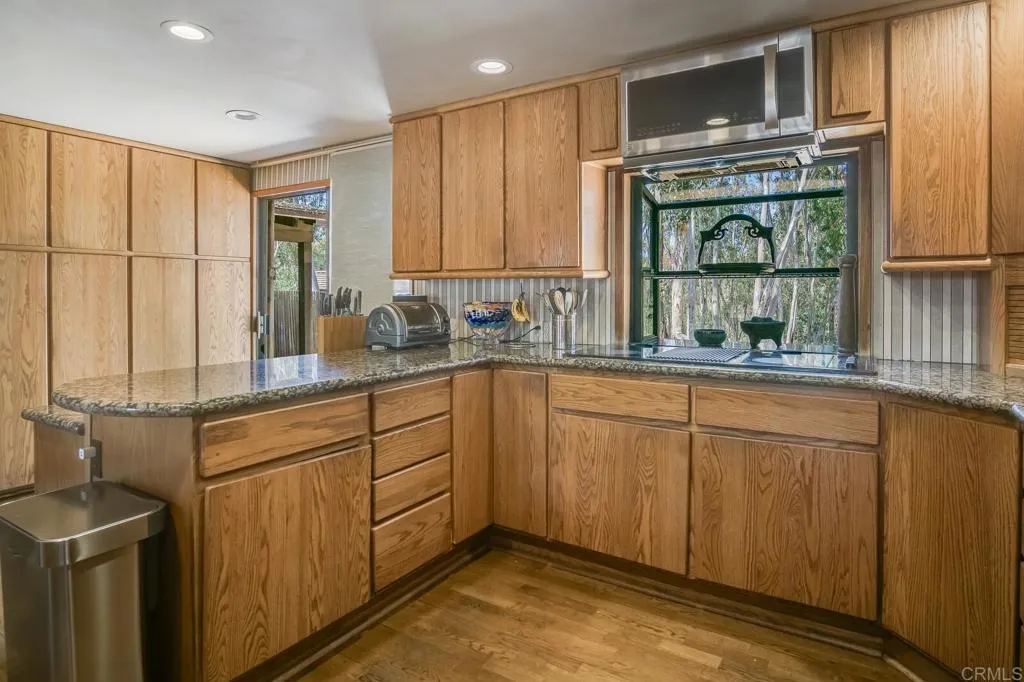 https://cdn.realtyfeed.com/cdn/127/306442861/465f8b6a6bd5b7dfb30b2772caec46bc.webp