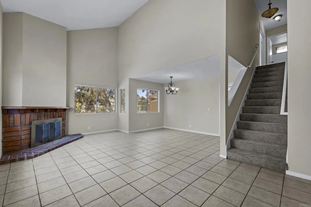 https://cdn.realtyfeed.com/cdn/127/306442960/264830a57781adeea4cf67cfeade5ed6.webp