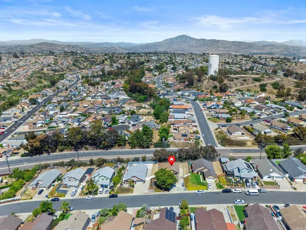 https://cdn.realtyfeed.com/cdn/127/306442960/65803e866e658b41f948348a64b8f01b.webp