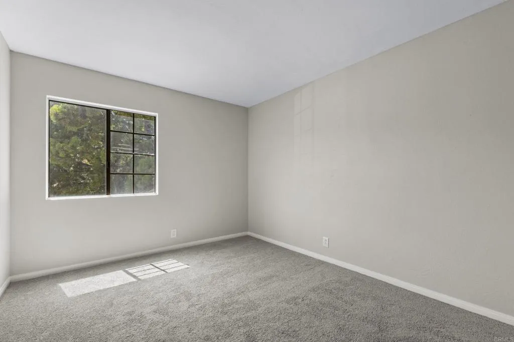 https://cdn.realtyfeed.com/cdn/127/306442960/95c1ca9a16eaeb4403f4e96664d609ce.webp