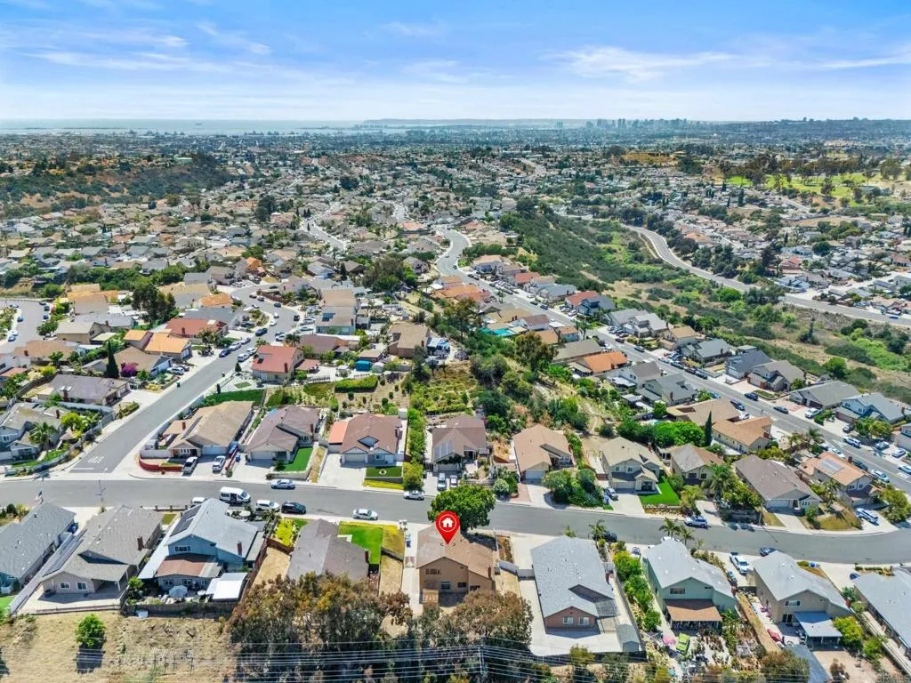 https://cdn.realtyfeed.com/cdn/127/306442960/c5d6ab6d0efacfe6d3d50cfd5fbf57d5.webp