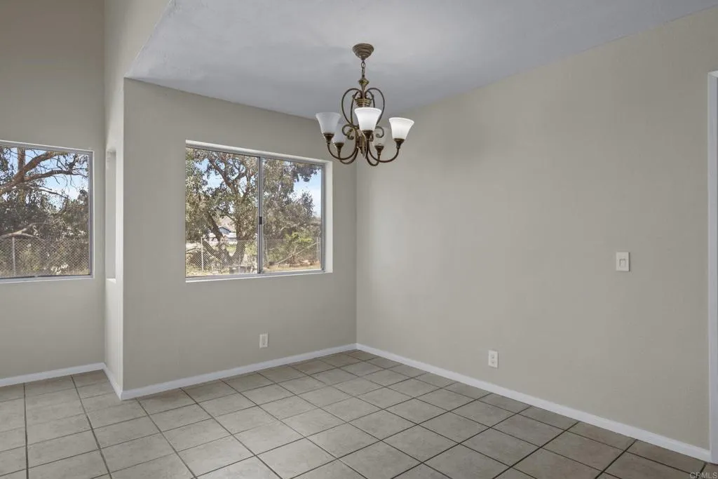 https://cdn.realtyfeed.com/cdn/127/306442960/d46f8798b92d7f0eee32f22f249d3f4f.webp