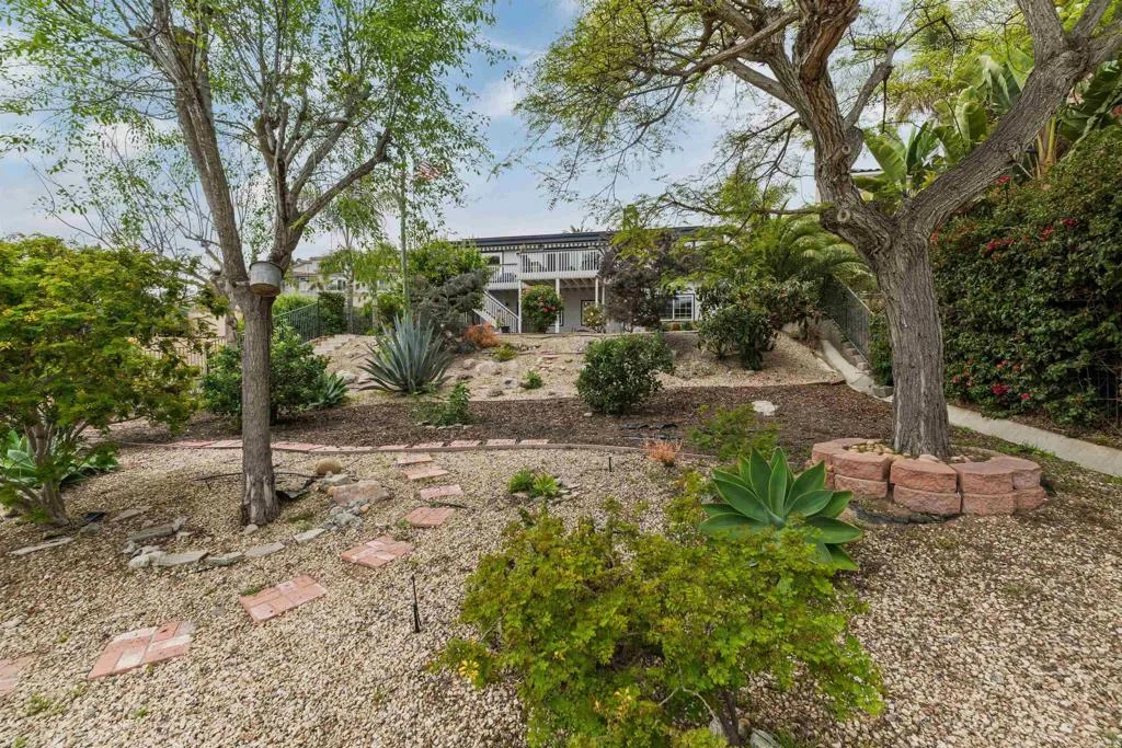 https://cdn.realtyfeed.com/cdn/127/306443065/1f999e3879107245e9d53a8dc15e10e9.webp