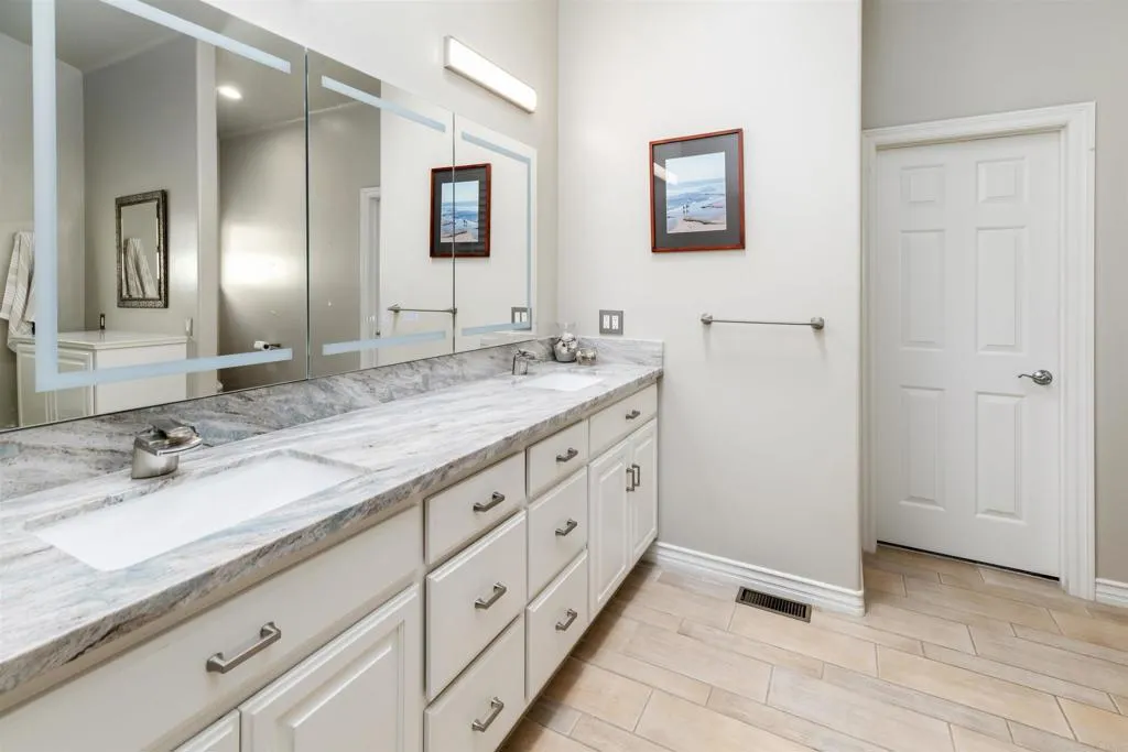 https://cdn.realtyfeed.com/cdn/127/306443065/72cb61109c9da5e88747f3cab022e5fb.webp