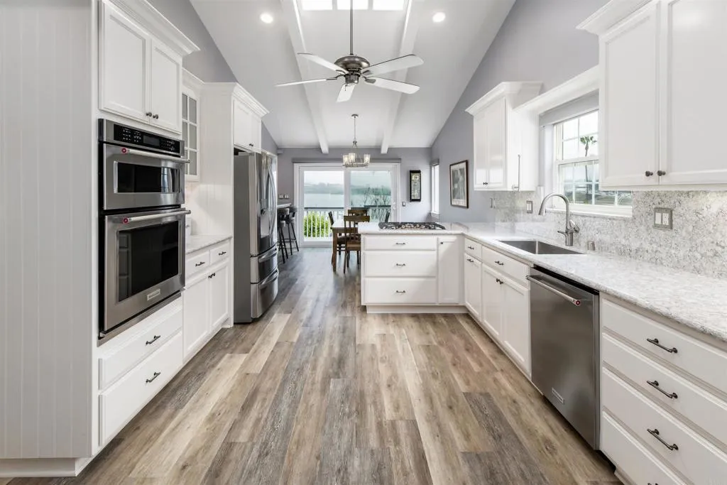 https://cdn.realtyfeed.com/cdn/127/306443065/f1efa18fedc7e3ca173e5a137af2a0b3.webp