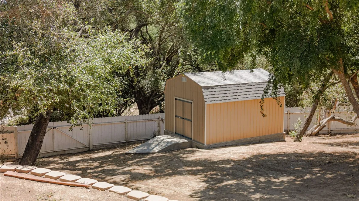 https://cdn.realtyfeed.com/cdn/127/306443112/1aade60dab9a8d653312051a4861b5d4.webp