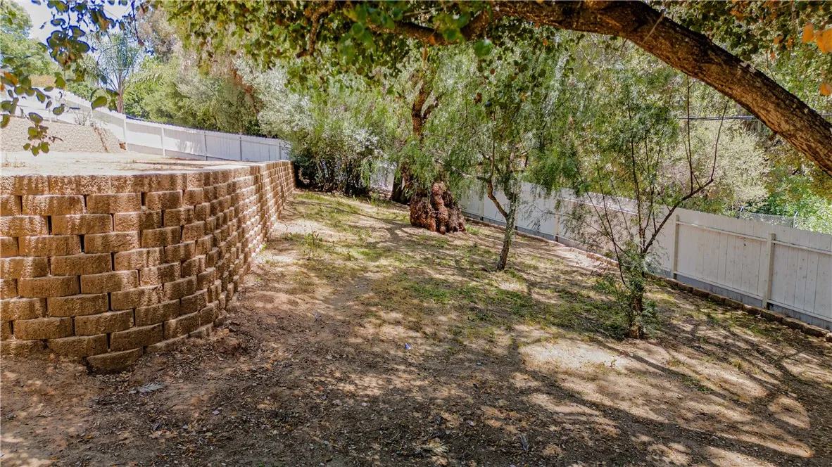 https://cdn.realtyfeed.com/cdn/127/306443112/78e83a67ff7f9b580b4eec35d4c1d692.webp