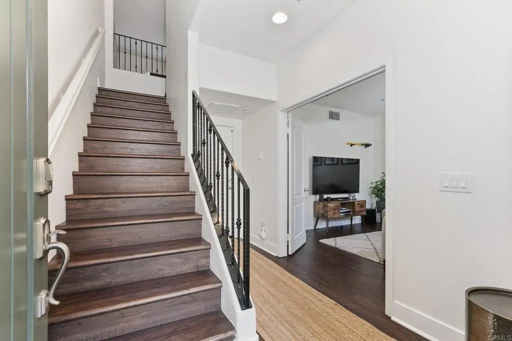 Photo #5: NDP2504881 Listing 