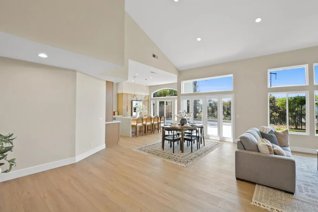 https://cdn.realtyfeed.com/cdn/127/306443327/0a7b03e820a471431f41954c536312e2.webp