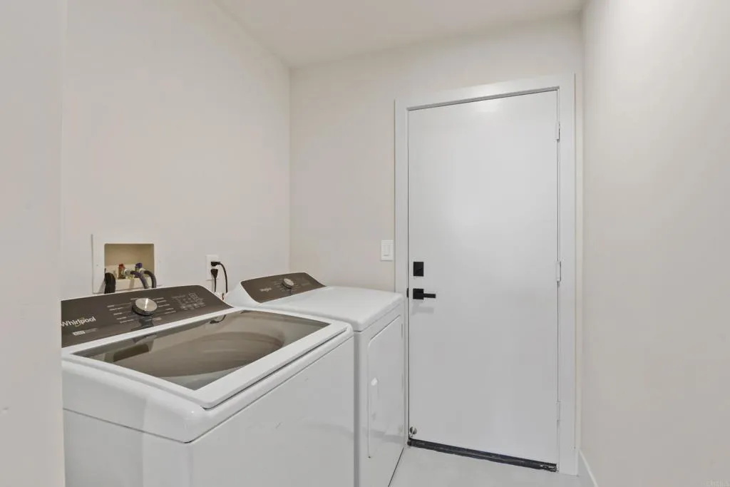 https://cdn.realtyfeed.com/cdn/127/306443327/45d64fa7c0c8838a0b2ac91b84ee8b28.webp