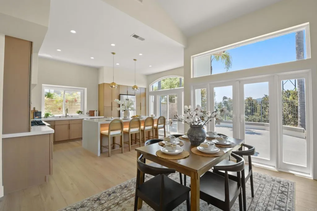 https://cdn.realtyfeed.com/cdn/127/306443327/e670df62738276a9957d0405edb05ae0.webp