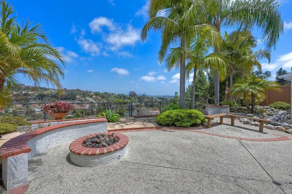 https://cdn.realtyfeed.com/cdn/127/306443359/2f3b2353c1a717467fc62887e63c6b52.webp