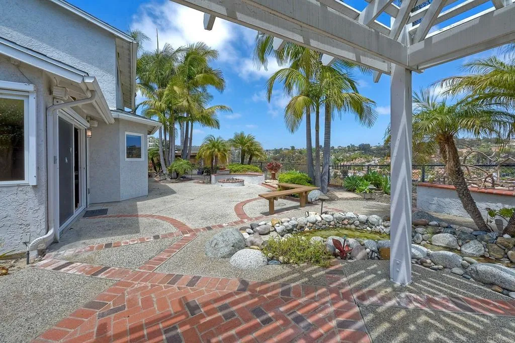 https://cdn.realtyfeed.com/cdn/127/306443359/c468ff3230fdb8affc3374abb1be26db.webp