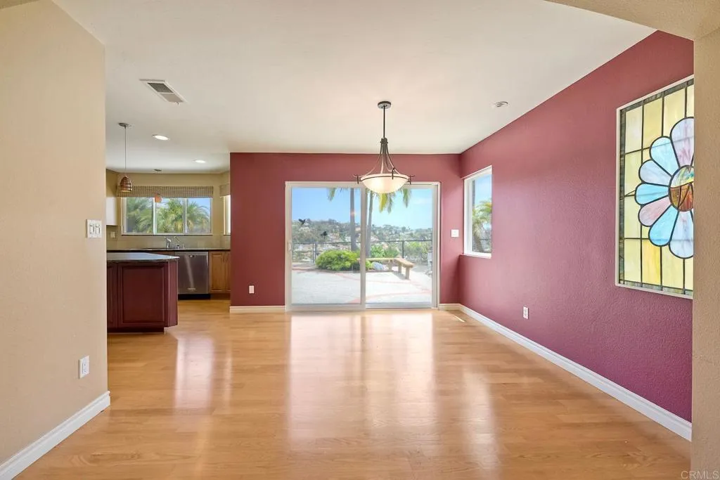 https://cdn.realtyfeed.com/cdn/127/306443359/d2e4a2ea1b60c770c588e82962beca9d.webp