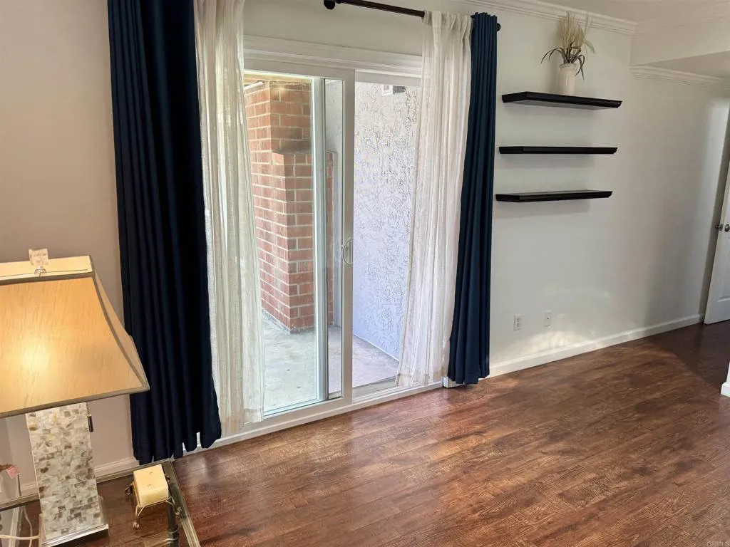 https://cdn.realtyfeed.com/cdn/127/306443774/ca814c3f77689d3cd001b989dd809a24.webp