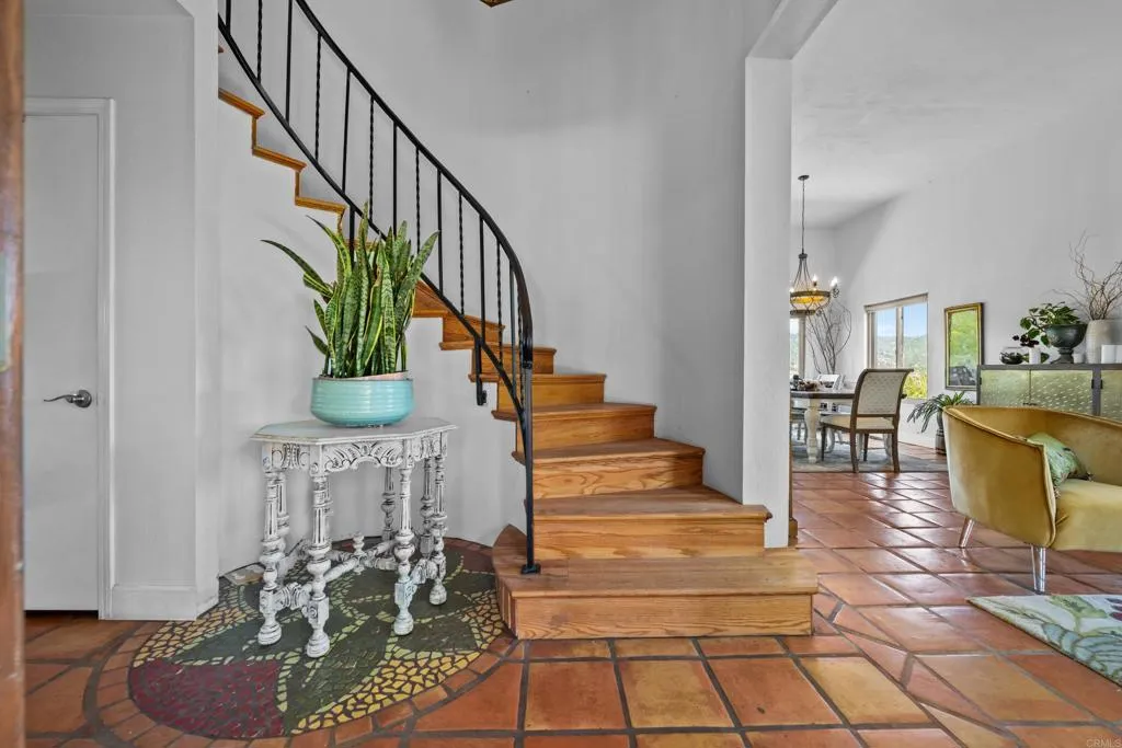 https://cdn.realtyfeed.com/cdn/127/306443784/08c0f99e81c9f6df63e4481ab58ccfa4.webp