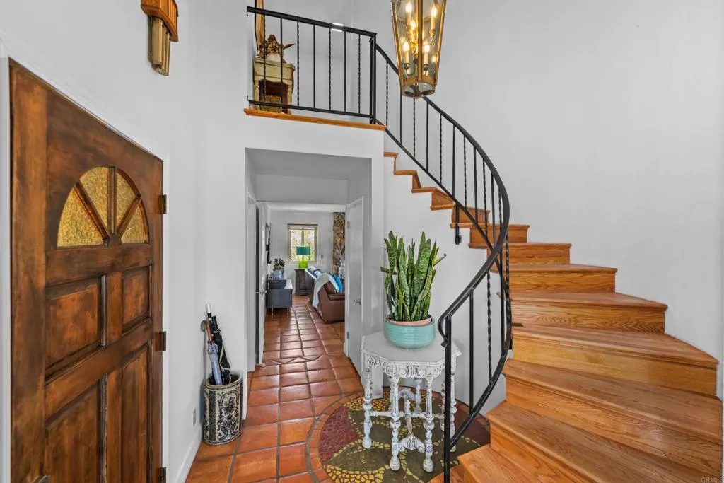 https://cdn.realtyfeed.com/cdn/127/306443784/448ef4f64cde696dcdae9f799dde4094.webp