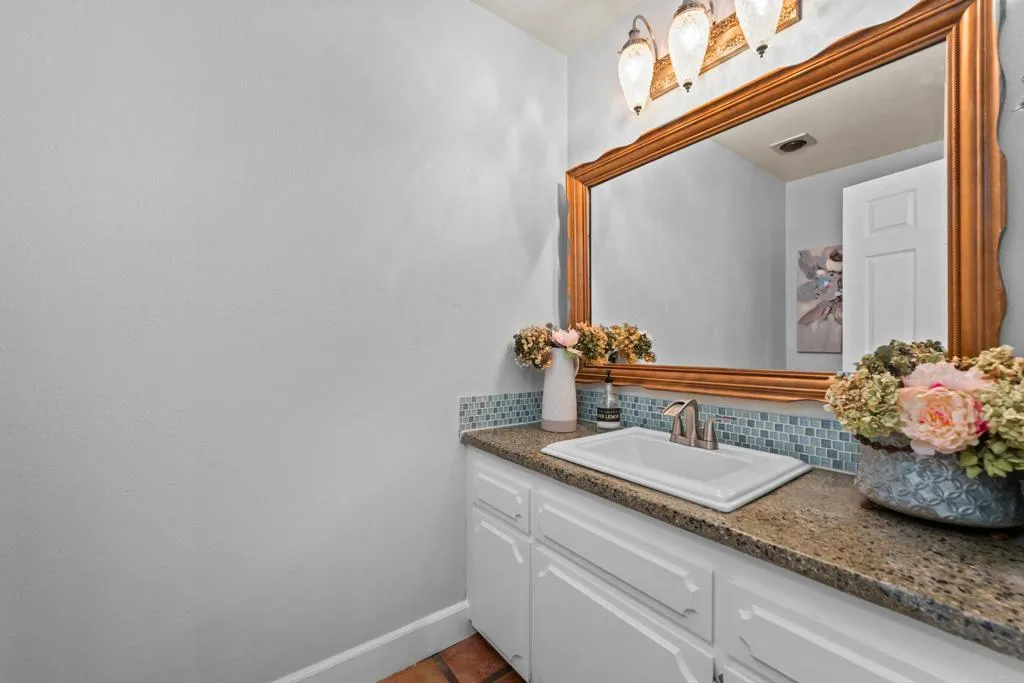 https://cdn.realtyfeed.com/cdn/127/306443784/6f511e877fb10ff471c766ba5c363bd5.webp