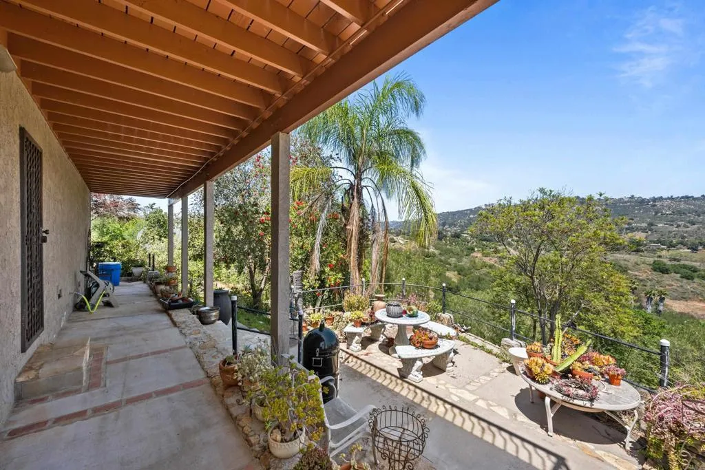 https://cdn.realtyfeed.com/cdn/127/306443784/8c3c601c606f5e5584513c1fd0f7c0d1.webp