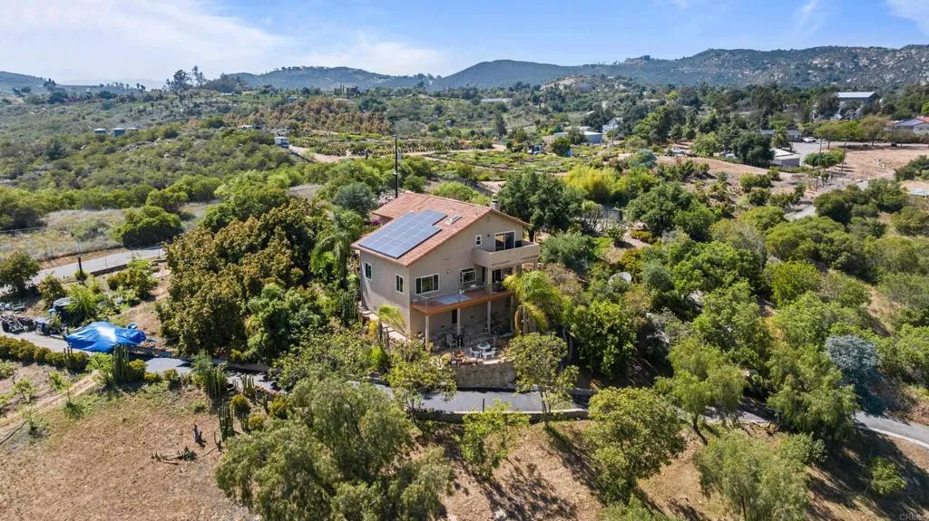 https://cdn.realtyfeed.com/cdn/127/306443784/dd292a58c8668c8dc72278448cf01dda.webp