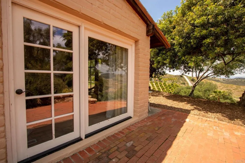 https://cdn.realtyfeed.com/cdn/127/306444053/1485652c7421c546325eb6b688d43365.webp