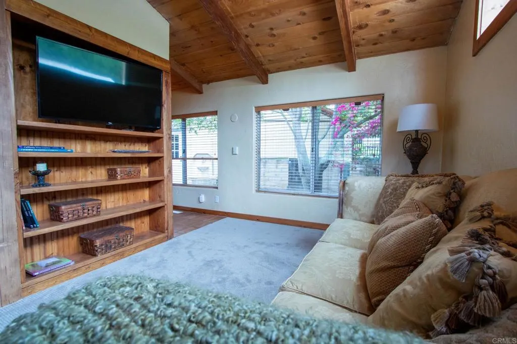 https://cdn.realtyfeed.com/cdn/127/306444053/23af790cdf96dbda5cba2c8b402e7f85.webp