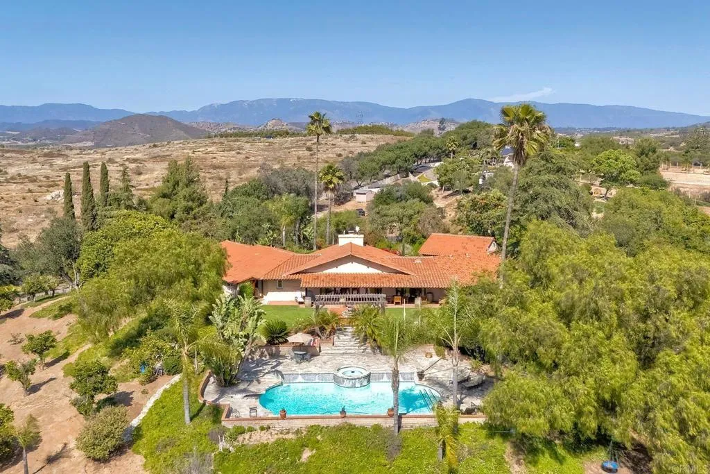 https://cdn.realtyfeed.com/cdn/127/306444053/23b0071fb6cdcd3bc2ebd433776d32dd.webp