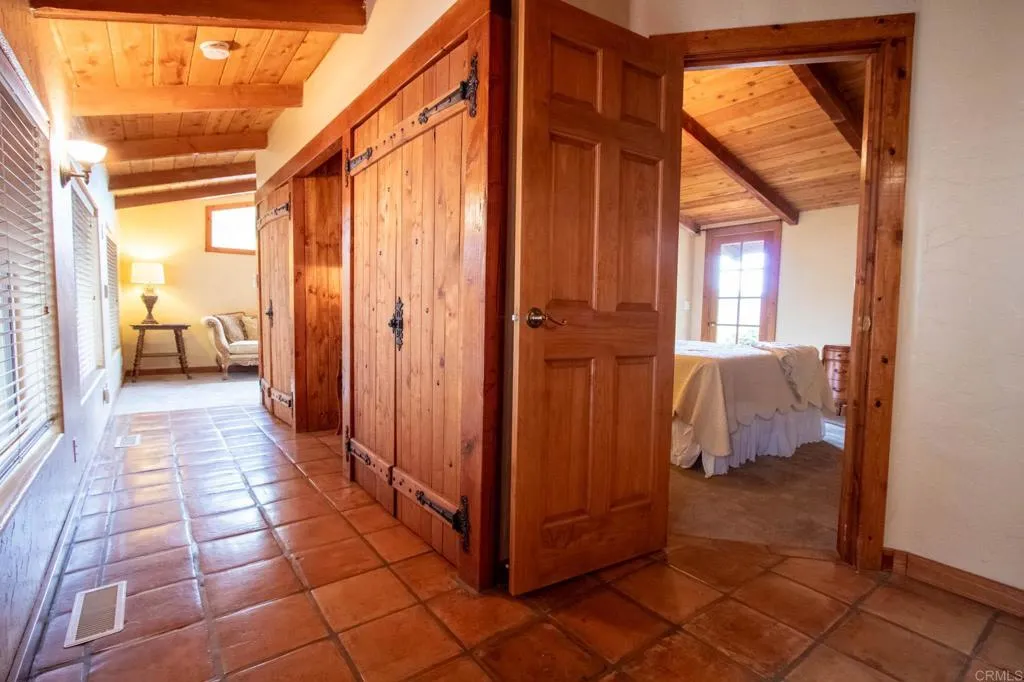 https://cdn.realtyfeed.com/cdn/127/306444053/78e900c43eba50d170fab730867864ac.webp