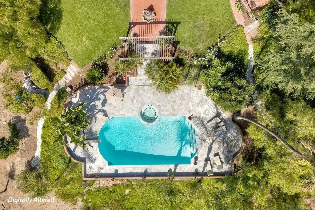 https://cdn.realtyfeed.com/cdn/127/306444053/972abd6c1c8e8188fb95b7c612eea514.webp