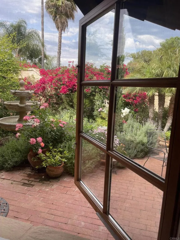 https://cdn.realtyfeed.com/cdn/127/306444053/d1912d07cec7af49c99b2cdb539db861.webp