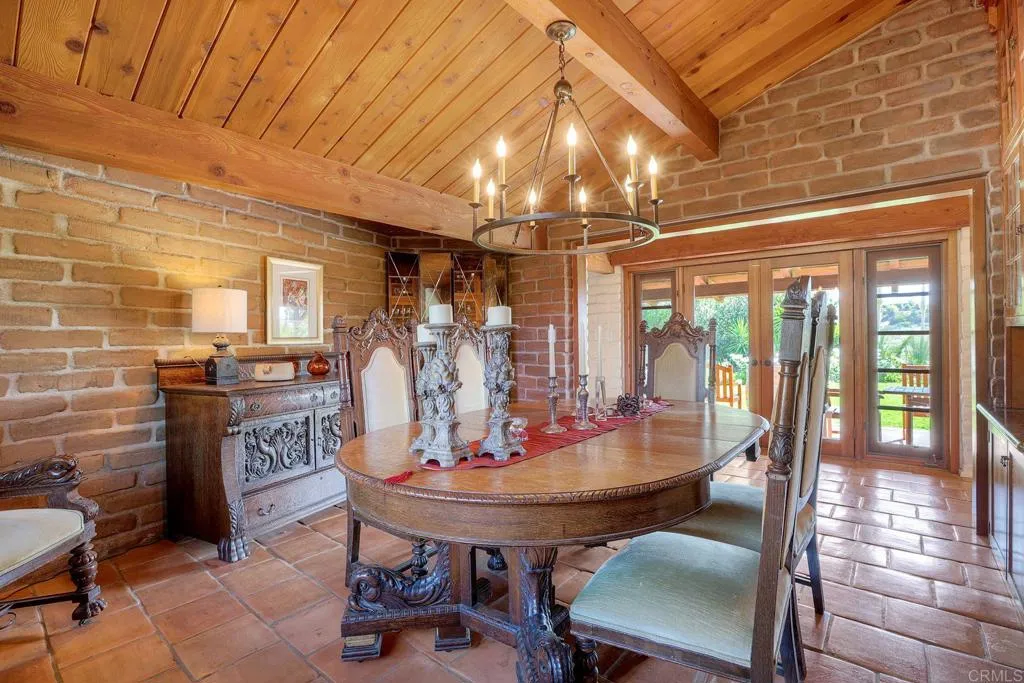https://cdn.realtyfeed.com/cdn/127/306444053/f662c049bb99ea933941b6edd2667216.webp