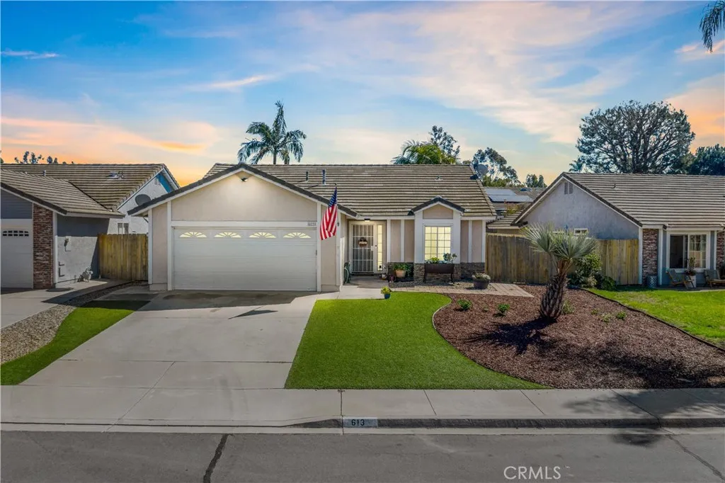 https://cdn.realtyfeed.com/cdn/127/306444333/112218c3577edabeff90359e8be7695c.webp