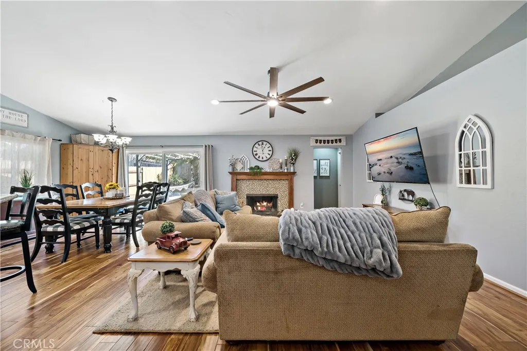https://cdn.realtyfeed.com/cdn/127/306444333/2a995519b4aff4bbe7df886082c02c11.webp