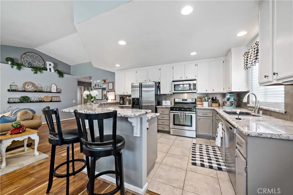 https://cdn.realtyfeed.com/cdn/127/306444333/2e8a717951fed76e9ecf1dd9423b9eba.webp