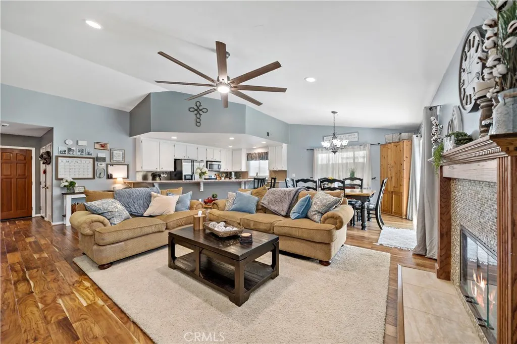 https://cdn.realtyfeed.com/cdn/127/306444333/c27755de5dcae74467bd0b5bd6a63fd6.webp