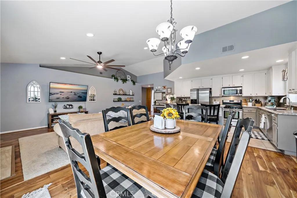 https://cdn.realtyfeed.com/cdn/127/306444333/f182bbfd9466e0d168064381897d0ef0.webp