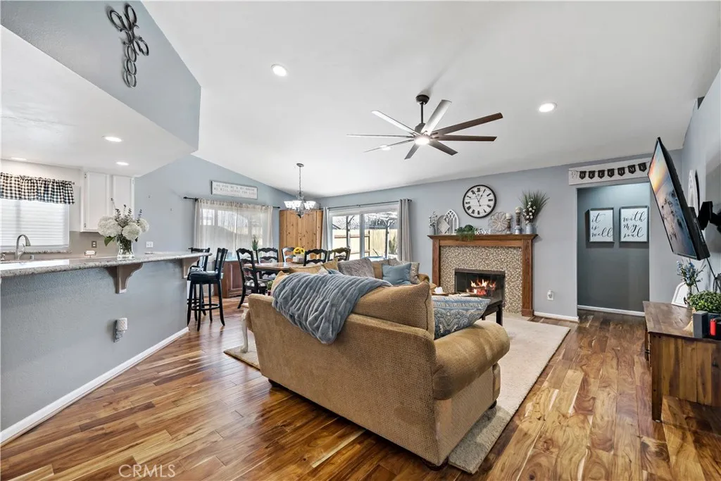 https://cdn.realtyfeed.com/cdn/127/306444333/f3f9d0645c1ad38ac9b0e3f73471b400.webp