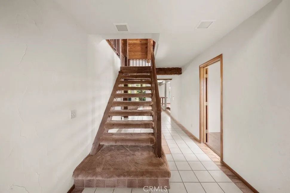 https://cdn.realtyfeed.com/cdn/127/306444388/067ddd3656ffa5c097c554a31388c5f1.webp