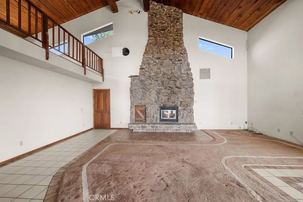 https://cdn.realtyfeed.com/cdn/127/306444388/8c11acb33d336de646c57e064d7c2790.webp