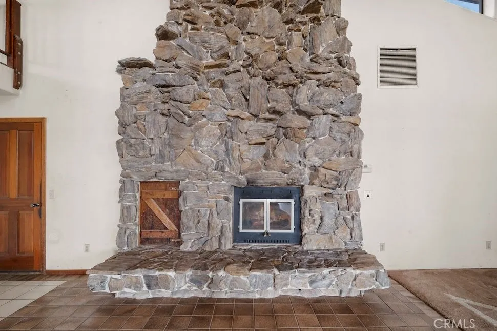 https://cdn.realtyfeed.com/cdn/127/306444388/9c3f63270cc72991038768782ea02359.webp