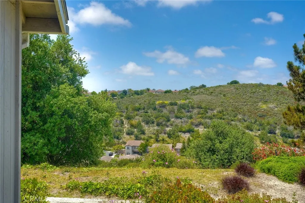 Photo #6: SW25111115 Listing 