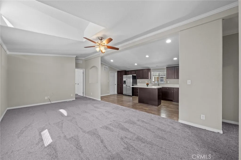 https://cdn.realtyfeed.com/cdn/127/306444657/749d0f150d2580dc80a185f31763c618.webp