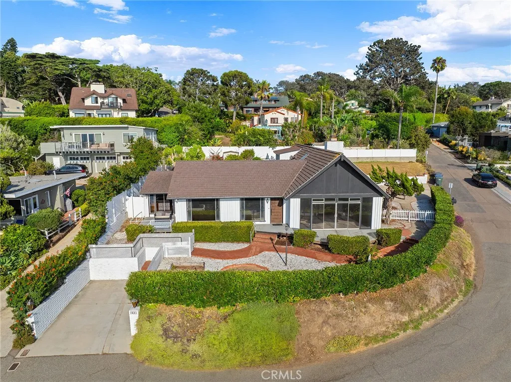 https://cdn.realtyfeed.com/cdn/127/306444768/058084b0d63efe423ded248d3bd4f510.webp
